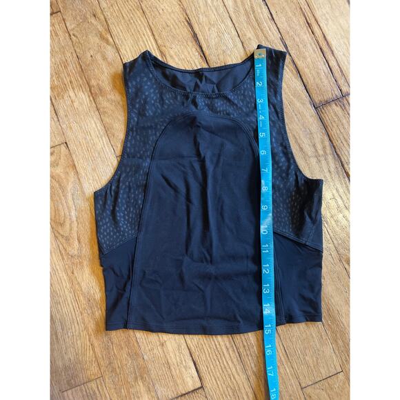 Lululemon Nulu and Mesh Yoga Tank Top Size 2 - Picture 3 of 5